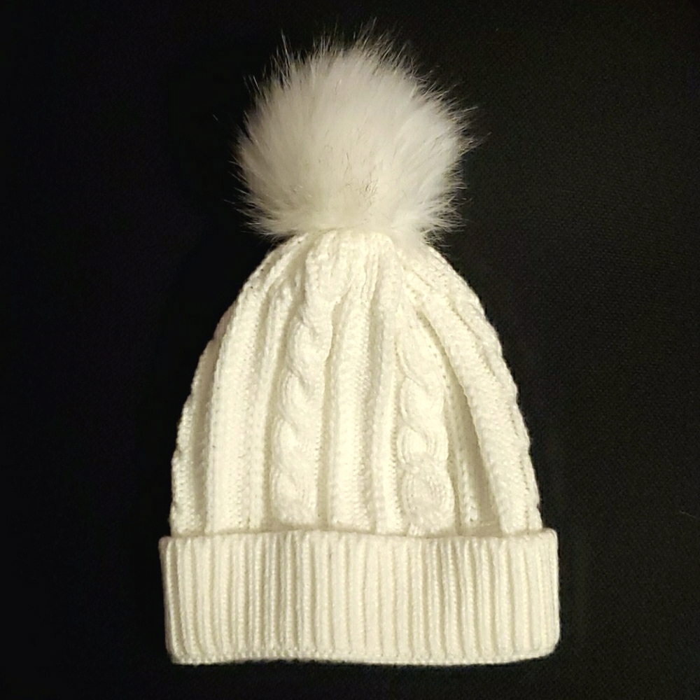 Knit Pom Pom Beanie